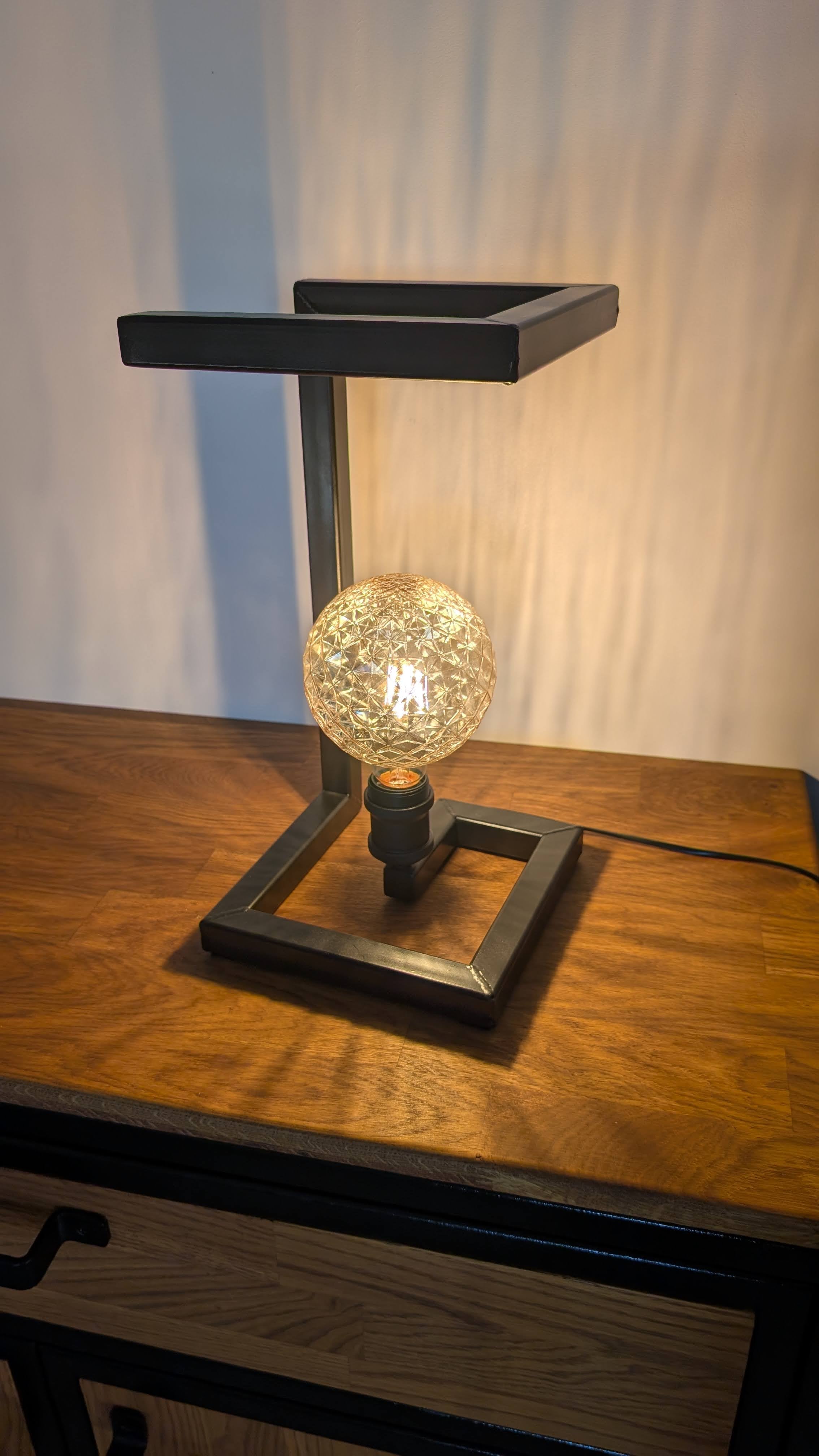 Lampe Kubo