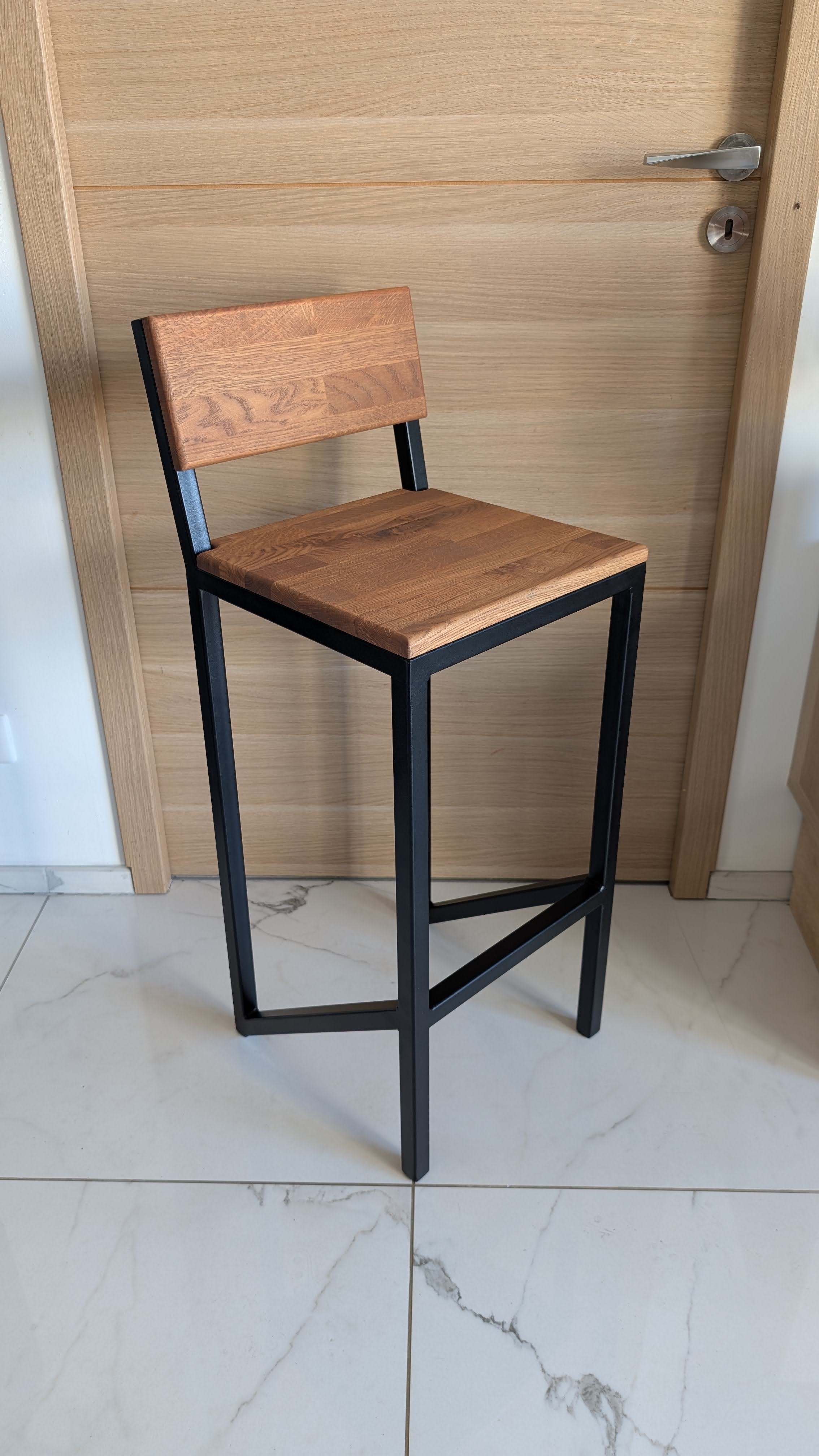 Chaise de bar Linéa